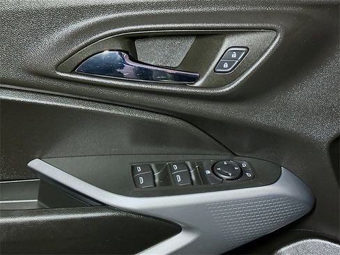 Used 2024 Chevrolet Trax LS w/ LS Convenience Package image 15