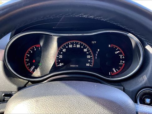 Used 2018 Dodge Durango SXT w/ 3rd Row Seating Group image 19