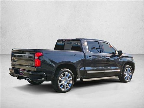 Certified 2024 Chevrolet Silverado 1500 High Country w/ High Country Premium Package image 5