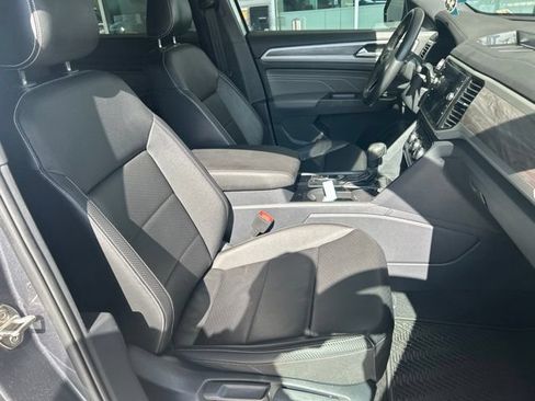 Certified 2023 Volkswagen Atlas Cross Sport SE w/ Black Wheel Package FWD image 16