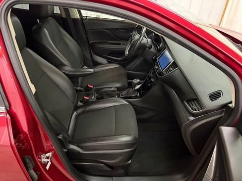 Used 2018 Buick Encore Preferred image 21