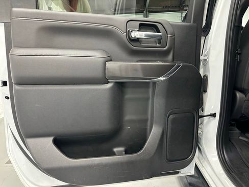 Used 2022 GMC Sierra 2500 AT4 image 42