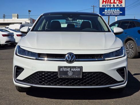 New 2026 Volkswagen Jetta SE image 8