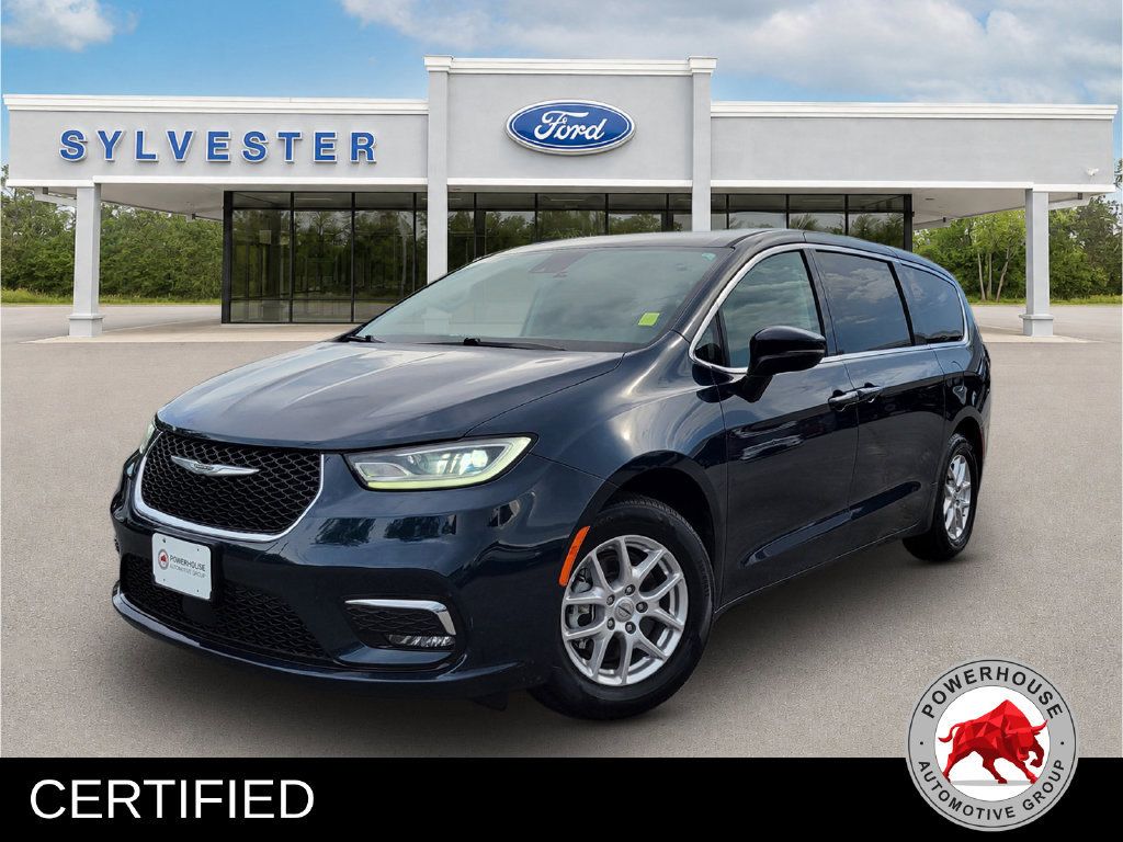 Used 2023 Chrysler Pacifica Touring-L FWD 360° Tour