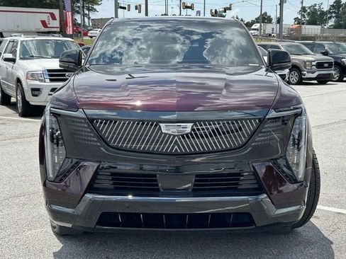 Used 2025 Cadillac Escalade IQ Sport 1 AWD/4WD image 7