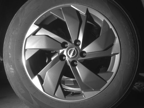 Used 2025 Nissan Rogue SV image 15