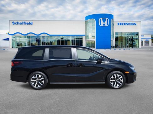 Used 2025 Honda Odyssey EX-L image 2