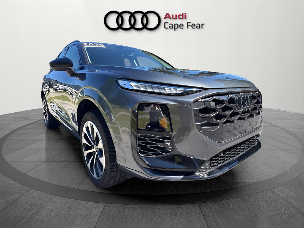 Used 2026 Audi Q3 quattro 2.0T w/ Driver Assistance Package AWD/4WD image 10