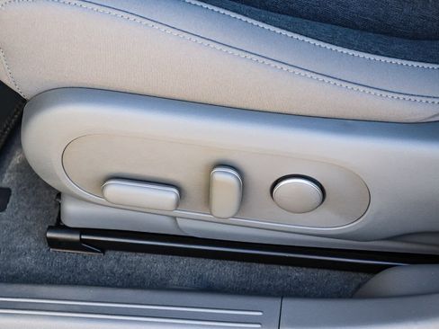 New 2026 Hyundai Ioniq 5 SE image 24