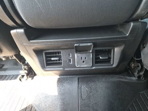Used 2022 Chevrolet Silverado 1500 RST AWD/4WD image 37