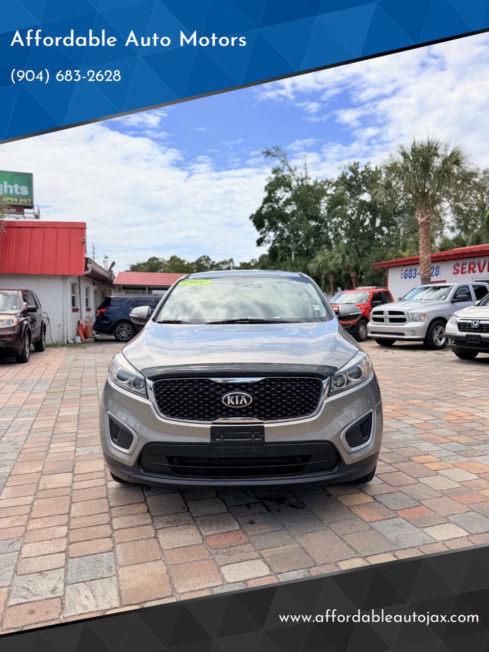 Used 2017 Kia Sorento L FWD image 1