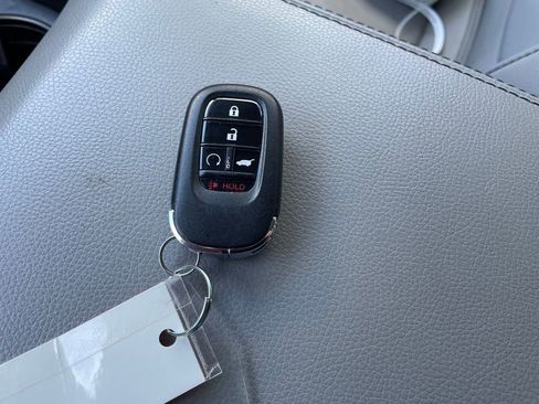 Used 2023 Honda Pilot EX-L image 15