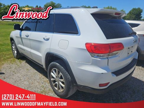 Used 2014 Jeep Grand Cherokee Laredo w/ 18" Wheel & 8.4" Radio Group AWD/4WD image 3