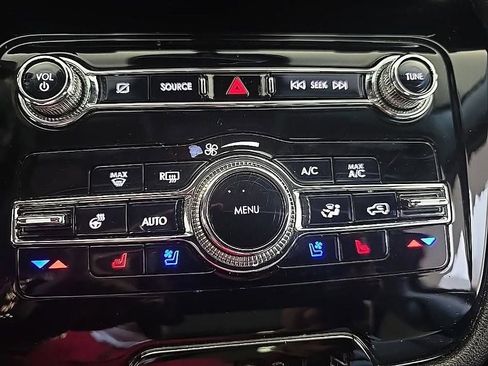 Used 2022 Lincoln Corsair Standard w/ Premium Package image 25