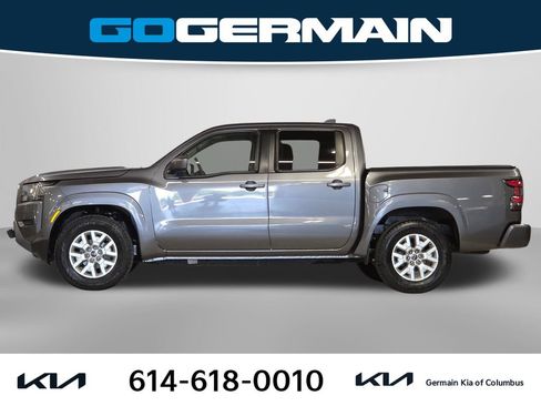 Used 2023 Nissan Frontier SV RWD image 11