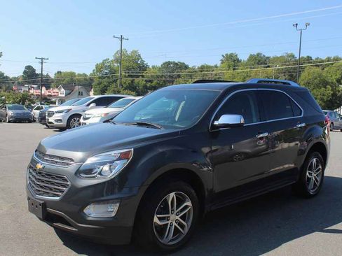 Used 2017 Chevrolet Equinox Premier w/ Enhanced Convenience Package AWD/4WD image 1