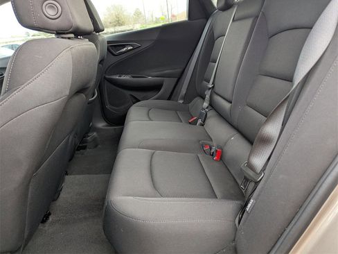 Used 2023 Chevrolet Malibu LT image 18