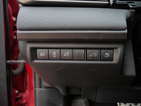 Certified 2025 Toyota Camry SE FWD image 27