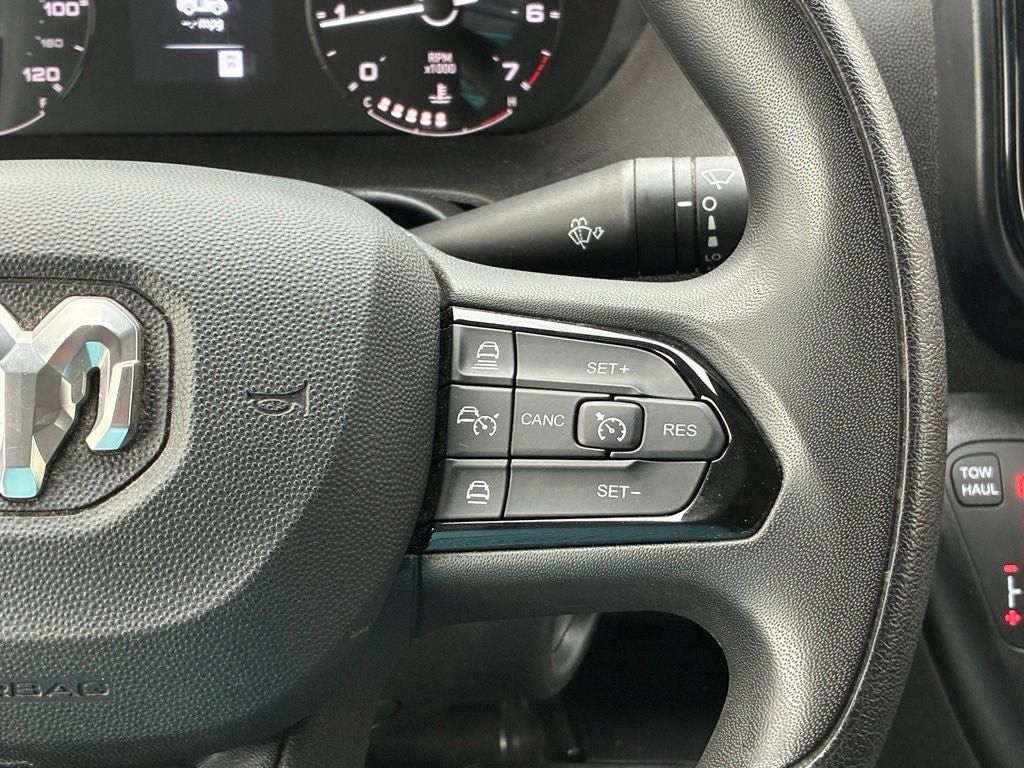 Used 2025 RAM ProMaster 2500 w/ Convenience Group FWD image 17