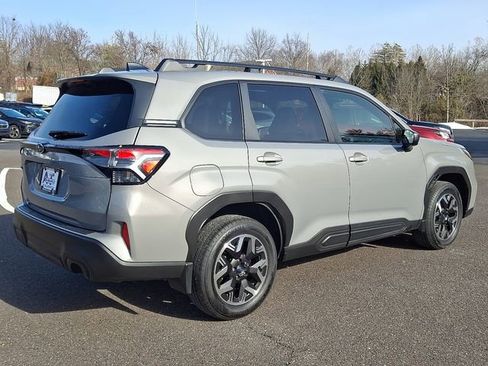 Certified 2025 Subaru Forester Premium image 6