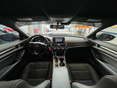 Used 2021 Honda Accord Sport image 19