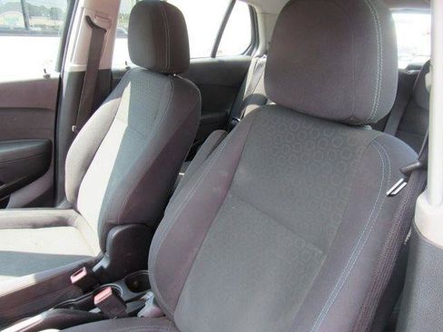 Used 2016 Chevrolet Trax LS FWD image 15