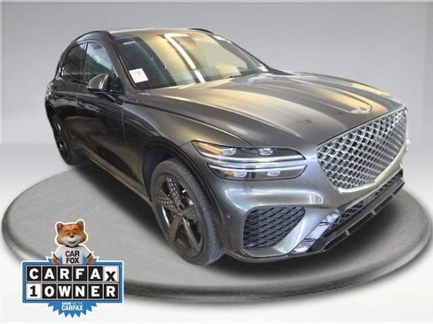 Used 2024 Genesis GV70 2.5T w/ Sport Prestige Package AWD/4WD image 2