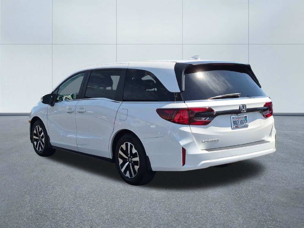 Used 2025 Honda Odyssey EX-L image 4