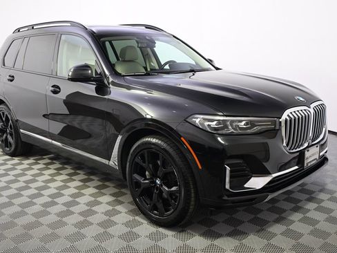 Used 2021 BMW X7 xDrive40i w/ Premium Package image 8
