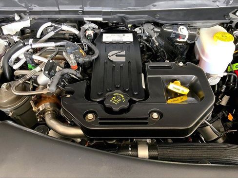 Used 2025 RAM 2500 Lone Star image 32