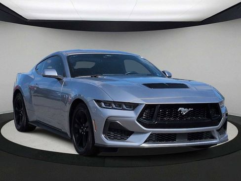 Used 2024 Ford Mustang GT RWD image 2