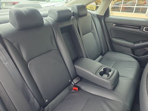 Used 2024 Honda Civic Touring image 14