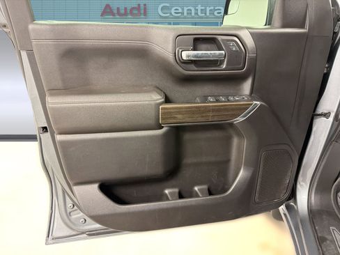 Used 2022 Chevrolet Silverado 1500 RST image 11