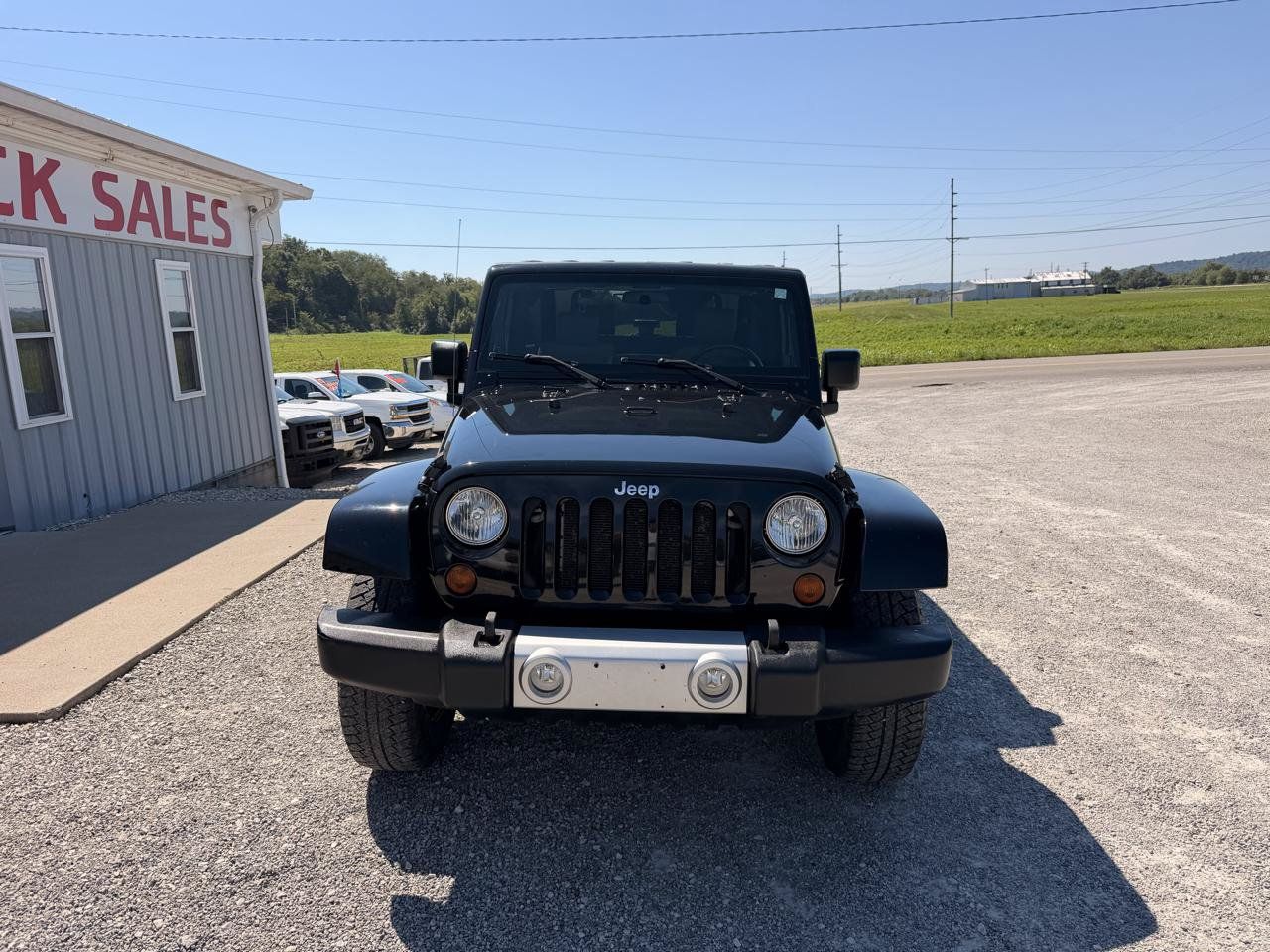 Used 2010 Jeep Wrangler Sahara AWD/4WD image 5