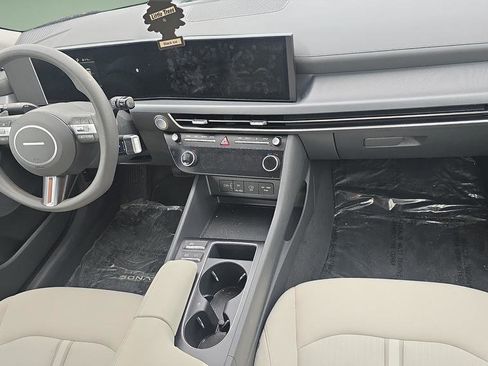 Certified 2025 Hyundai Sonata SEL FWD image 11