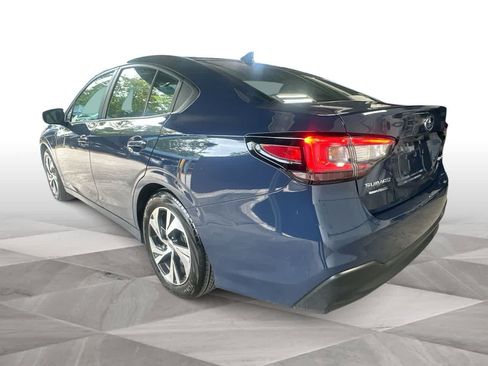 Used 2025 Subaru Legacy Premium AWD/4WD image 6