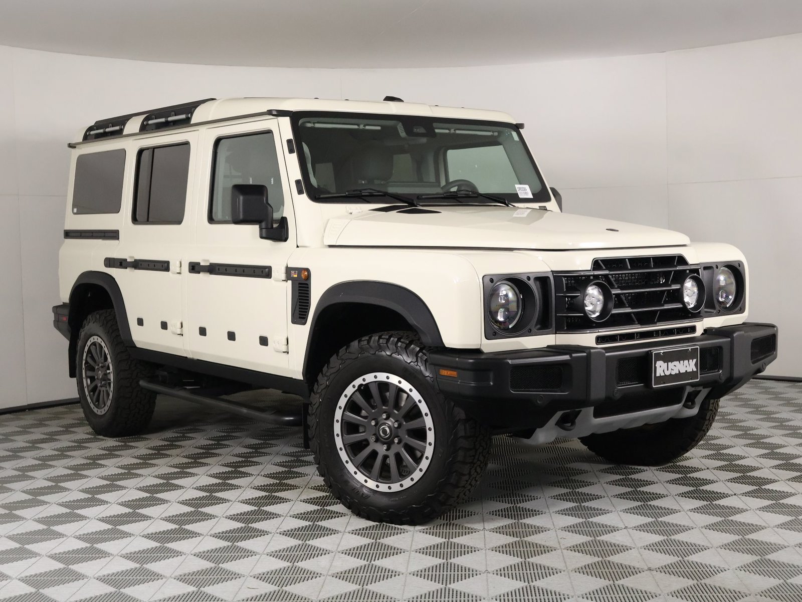 Used 2025 INEOS Grenadier Station Wagon AWD/4WD image 36
