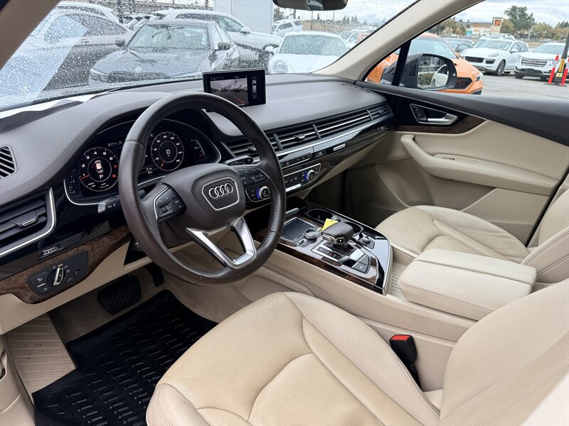 Used 2017 Audi Q7 2.0T Premium Plus AWD/4WD image 9