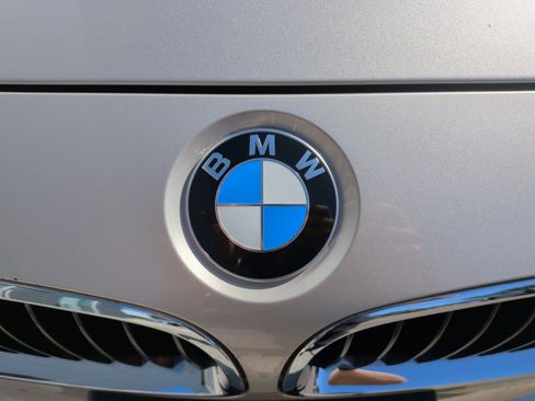 Used 2014 BMW 320i Sedan image 35