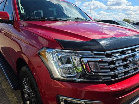 Used 2021 Ford Expedition Max Limited AWD/4WD image 2