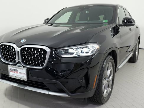 Used 2022 BMW X4 xDrive30i w/ Convenience Package image 7