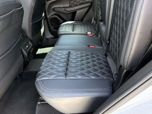 Used 2023 Mitsubishi Outlander SEL AWD/4WD image 14