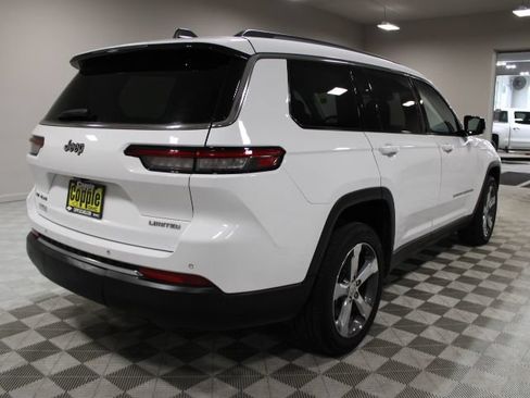 Used 2021 Jeep Grand Cherokee L Limited AWD/4WD image 11