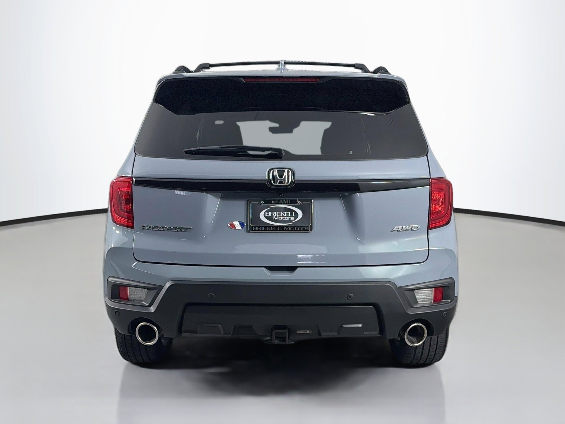 Used 2025 Honda Passport EX-L image 4