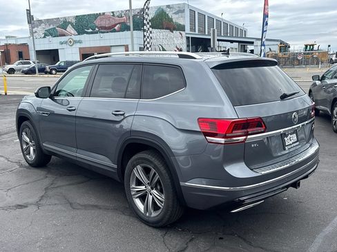 Used 2019 Volkswagen Atlas SEL R-Line AWD/4WD image 6