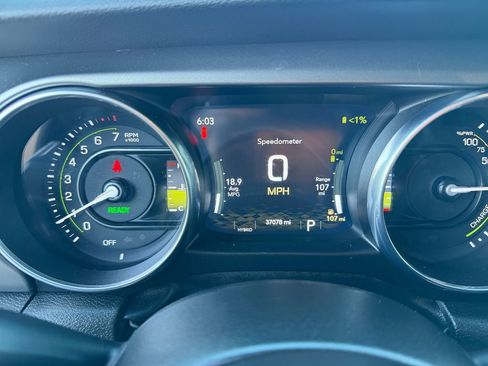 Used 2023 Jeep Wrangler Unlimited w/ Cold Weather Group AWD/4WD image 8