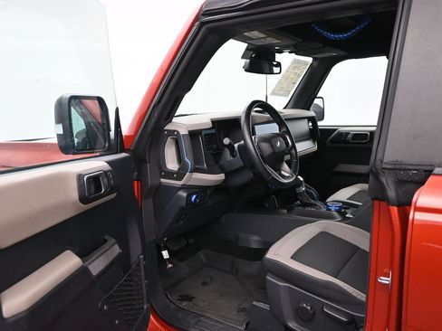 Used 2022 Ford Bronco Wildtrak AWD/4WD image 11