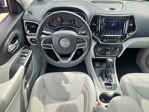 Used 2021 Jeep Cherokee Limited AWD/4WD image 11