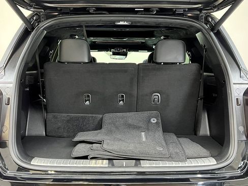 Used 2024 Hyundai Palisade Calligraphy image 9