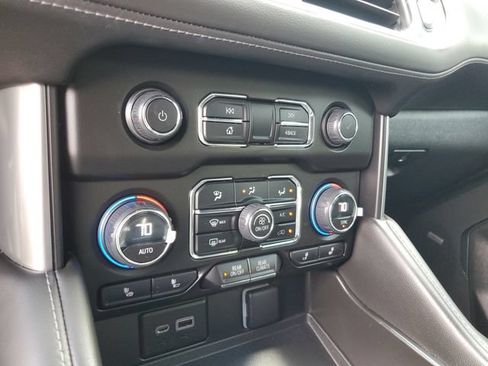 Used 2023 Chevrolet Tahoe LT w/ Luxury Package RWD image 21